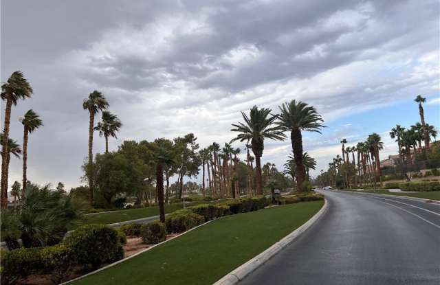 316 Ladies Tee Court