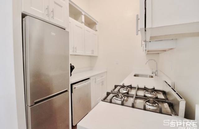 104 West 75th Street - 104 W 75th St, New York City, NY 10023