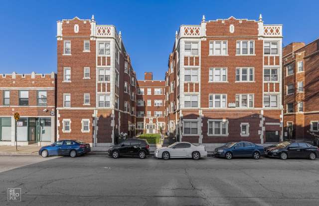 7131-45 S Yates Blvd