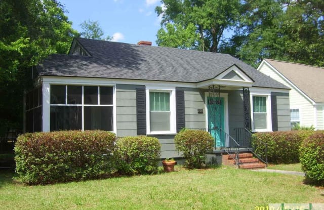 206 Columbus Drive - 206 Columbus Drive, Savannah, GA 31405