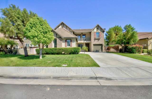 27536 Murrieta Oaks Avenue