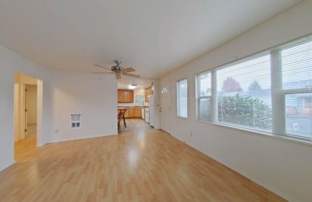 3 Bedroom House ~ Northern Corvallis