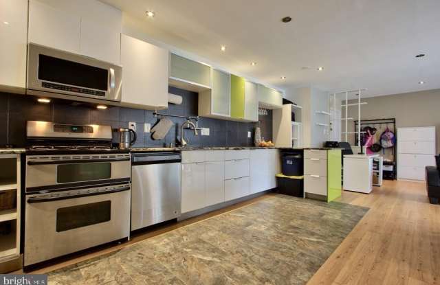 10026 MOSBY WOODS Drive unit: 165