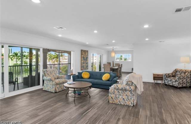 1020 Swallow Avenue 302