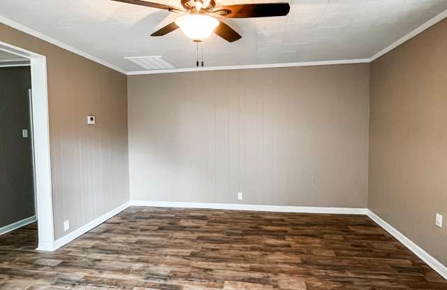 303 East Ripley Avenue