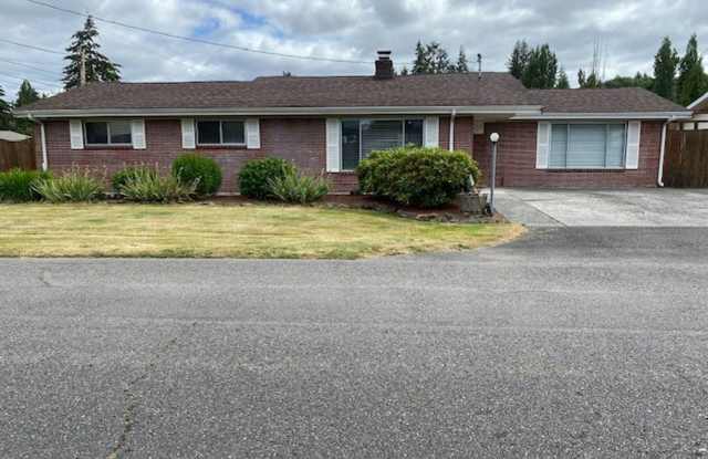 Gorgeous mid-century rambler in Tumwater!