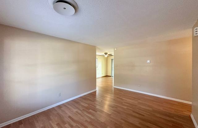 1/2 Off 1st Months Rent! Small Pets Accepted! Viewable Now!