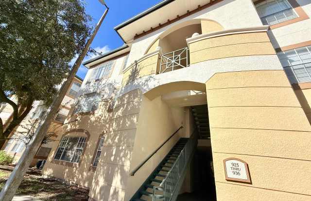 Photo of 17112 Carrington Park Dr Apt 932