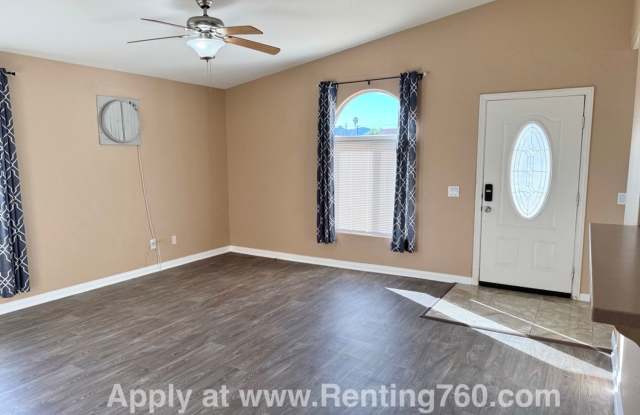 Cozy 3 Bed 2 Bath Home Near Base!