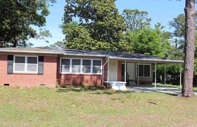 3610 N 12TH AVE - 3610 North 12th Avenue, Pensacola, FL 32503