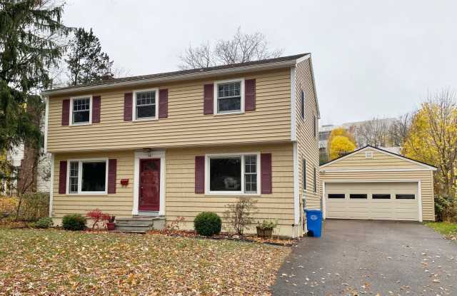Photo of 4 Bedroom Home in Burlington VT Available NOW!