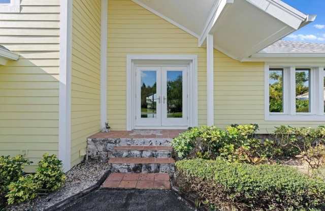 2626 SE Erickson Drive