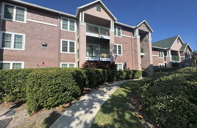 7667 N Wickham Road unit: 1013