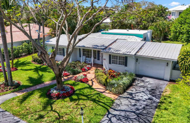 424 Palm Trail