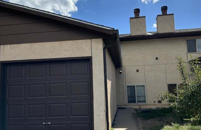 319 Trapper Lane