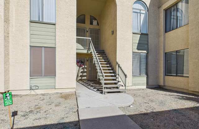 Photo of 5236 W Peoria Avenue unit: 140