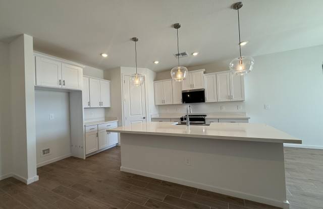 Photo of 24433 W Grenadine Road