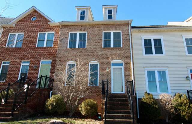 Upscale townhome  with attached garage for rent in the Townes at Bluestone!