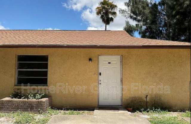 907 63rd Ave W