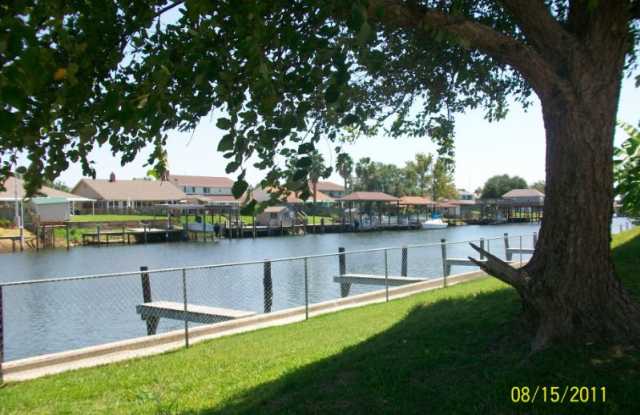 4620 Pontchartrain Dr