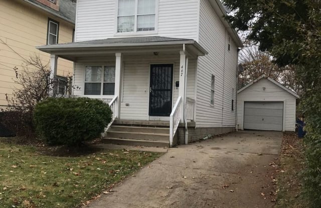 467 E 112th St - 467 East 112th Street, Cleveland, OH 44108