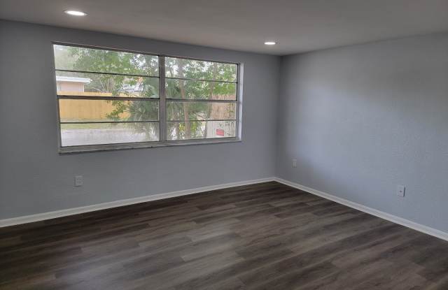 7226 Magnolia Valley Dr