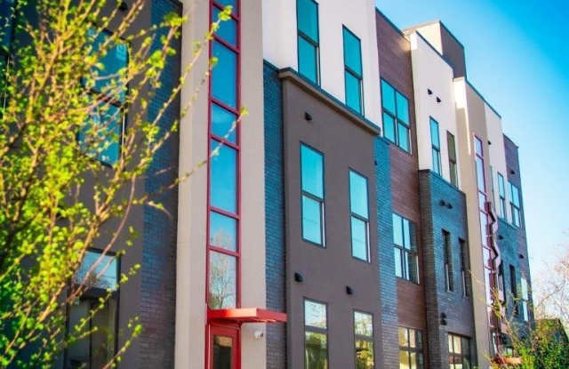 222 McCullough Street