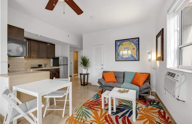 Photo of 255 W 24th St