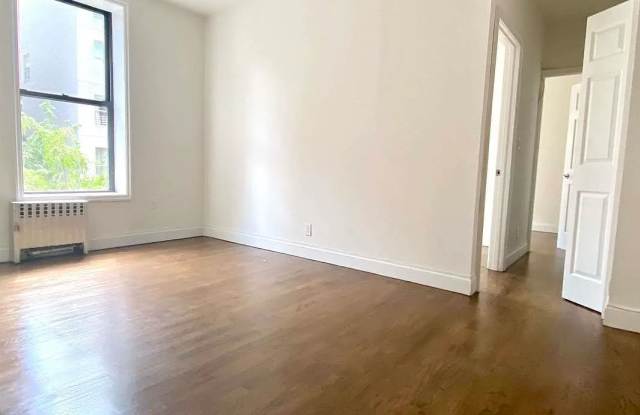 245 E 4th St Apt 14