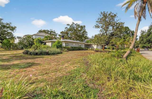 3107 S EMERSON STREET