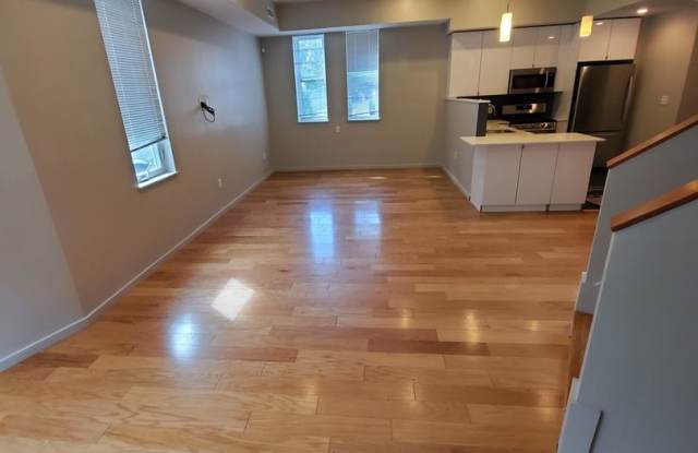 Allston 4-bed Grad OK