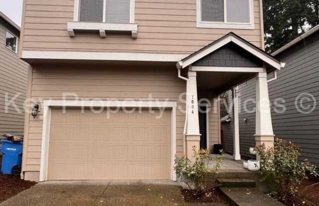 Photo of Stunning Hazel Dell Two-Story with High End Appliances