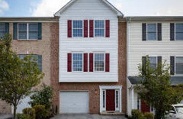 Photo of Spacious, Large, Luxury 3 Bedroom Townhouse in Hockessin, Delaware