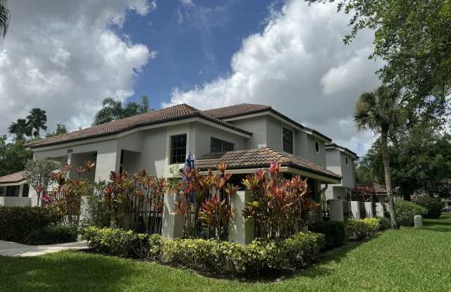 364 Prestwick Circle