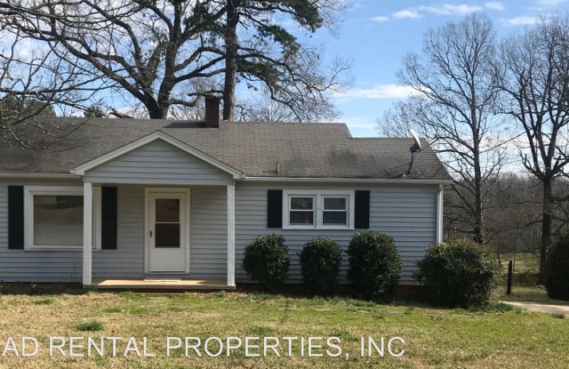 867 HOWARD AVE. - 867 Howard Avenue, Randolph County, NC 27205