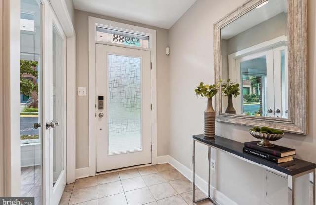 2988 STELLA BLUE Lane