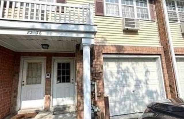 82-76 Country Pointe Circle