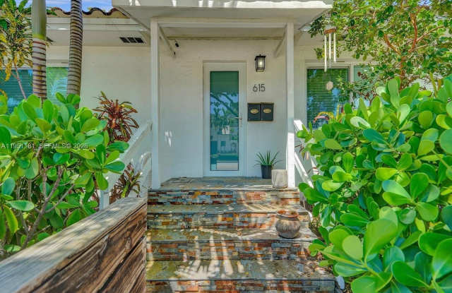 Photo of 615 SW 4th Ave