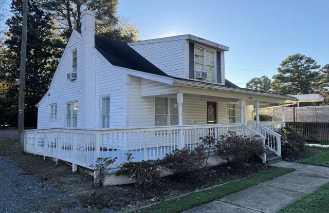 8551 Chapel Hill Rd
