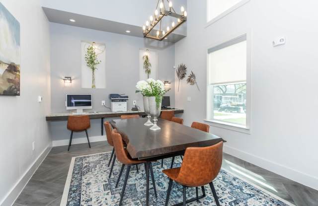 Vantage at Fair Oaks