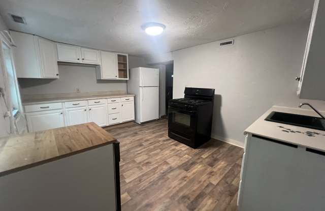 Photo of 10 Cayton Street - A