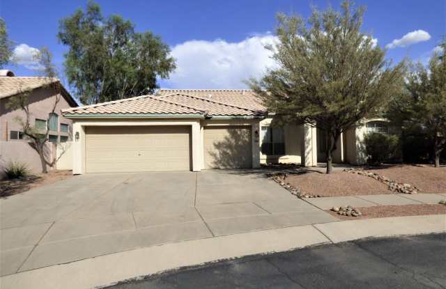 Photo of 8270 N Westcliff Drive