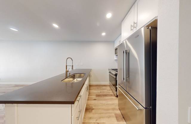 Photo of Charter Oaks