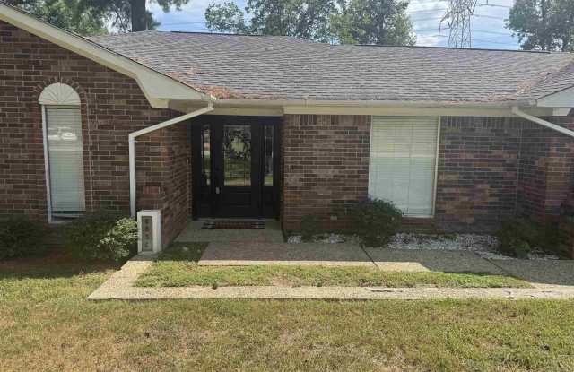 8856 Pleasant Hill Cir