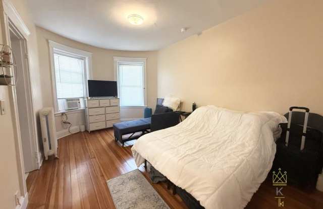 181 Winthrop Rd.