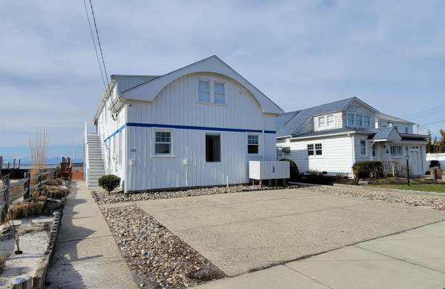 1508 Pleasure Ave