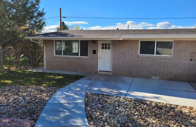 Photo of 247 West 2nd North - 1