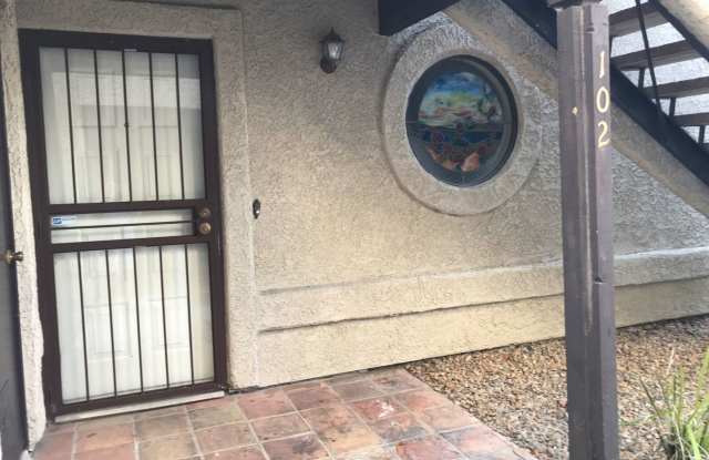 Very Nice Downstairs Unit