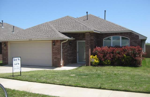 4 bed in Apple Gardens Addition