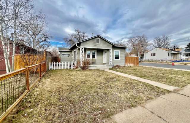 Amazing home near Sloans Lake - 2295 Harlan Street, Edgewater, CO 80214